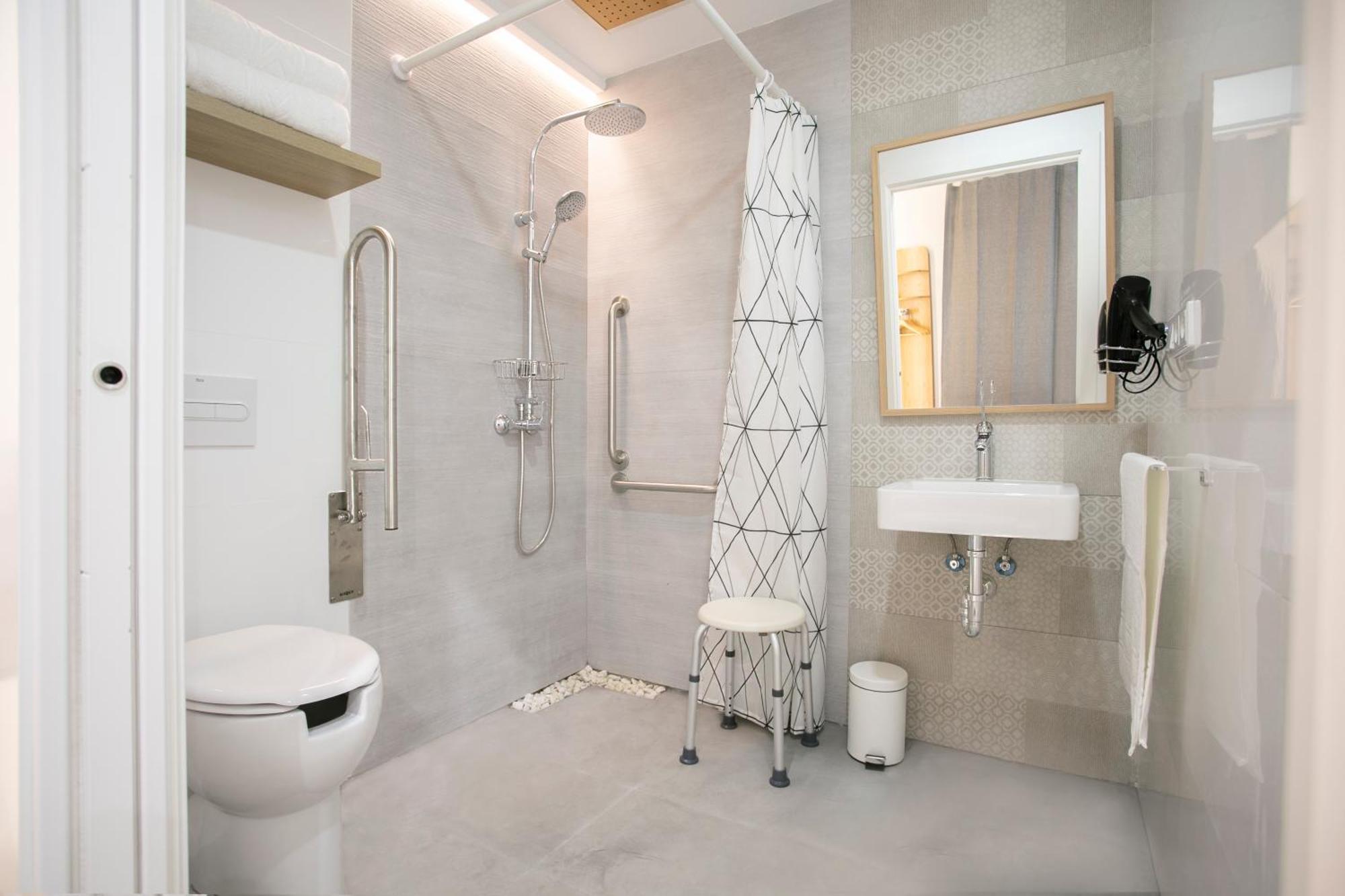 Apartment Romar Montesa 3 *